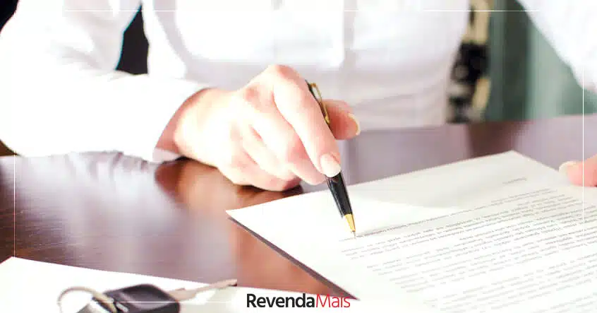 contrato de compra e venda de veículos